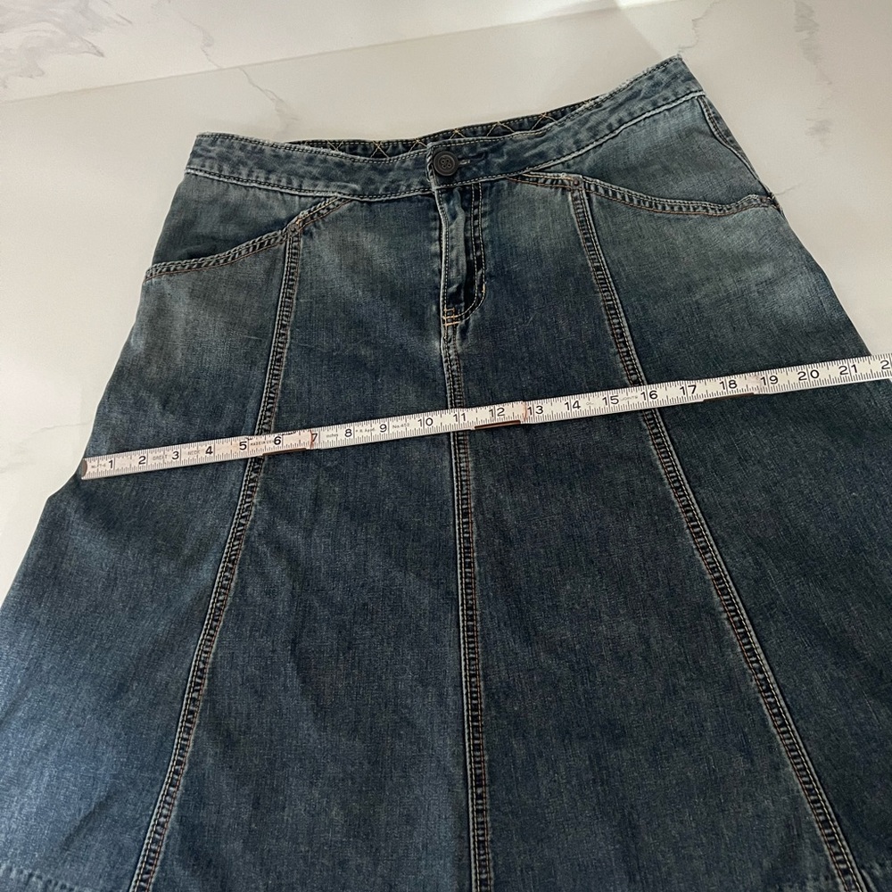 Vintage Gap denim A line skirt, distressed - Picture 9 of 12